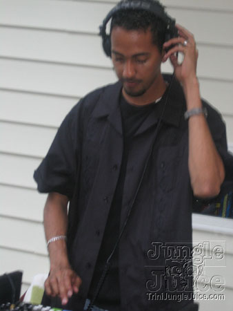 atlbbq2004-095