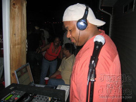 atlbbqnite2004-002