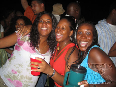 atlbbqnite2004-093
