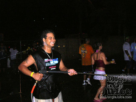 genx_wetfete-04