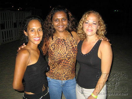 islandevents_2k6_launch-89