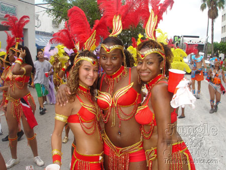 mia_c2k6-004