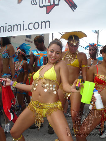 mia_c2k6-038