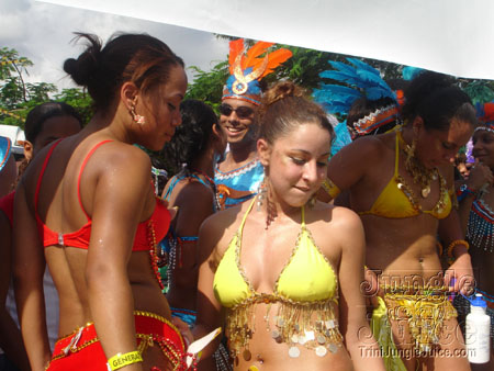 mia_c2k6-050