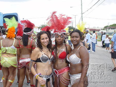 mia_c2k6-073