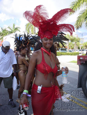 mia_c2k6-086