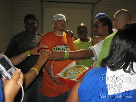 unite_de_nations_4-278
