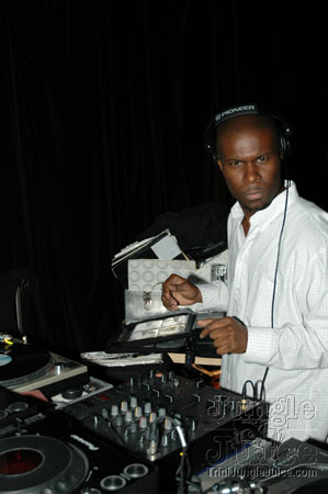 xclusv_nye_2005-70