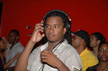 ac_ny_2006-083