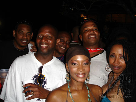 beach_house_carnival_2006-227