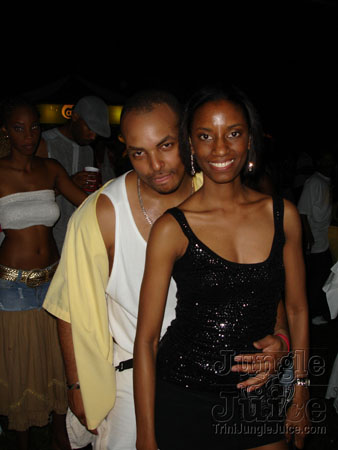 beach_house_carnival_2006-240