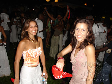 beach_house_carnival_2006-242