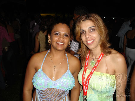 beach_house_carnival_2006-246