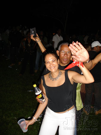 beach_house_carnival_2006-250