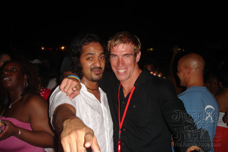 beach_house_carnival_2006-264