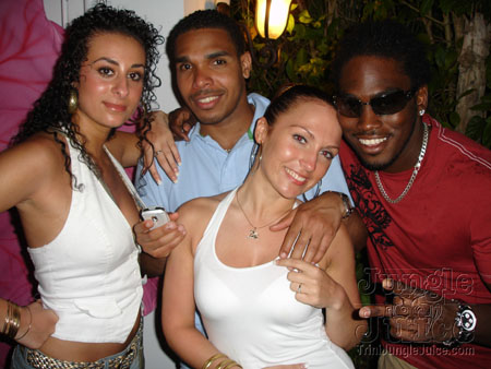 beach_house_carnival_2006-269