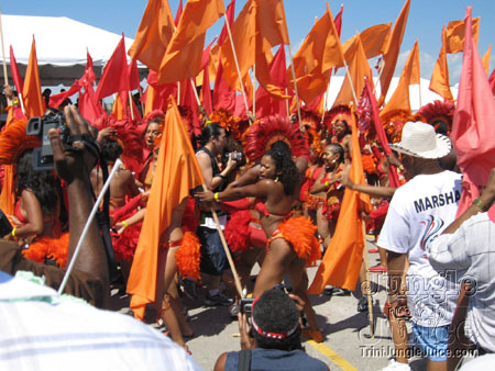 caribana_parade_pt1-195