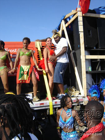 caribana_parade_pt2-162