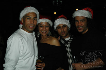 danclair_xmas_party_2006-64