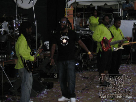 dawn_2006-086