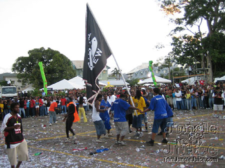 dawn_2006-093