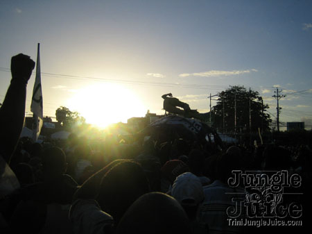dawn_2006-104