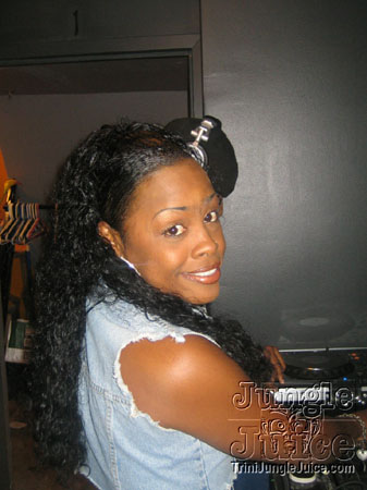 we_havin_ah_ball-12