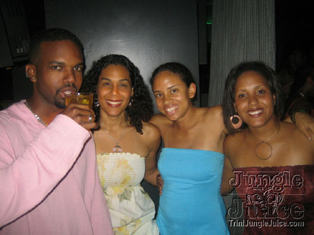 we_havin_ah_ball-26