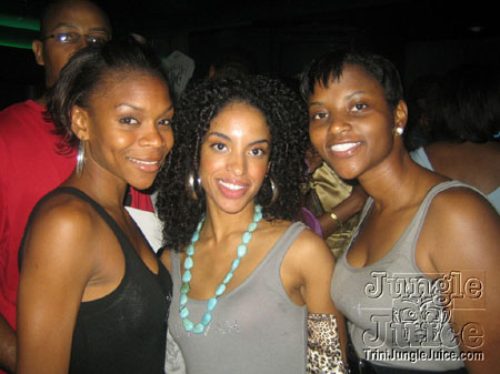 we_havin_ah_ball-41