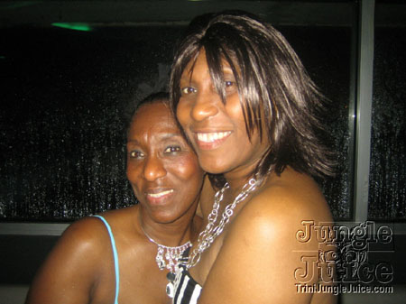 we_havin_ah_ball-43