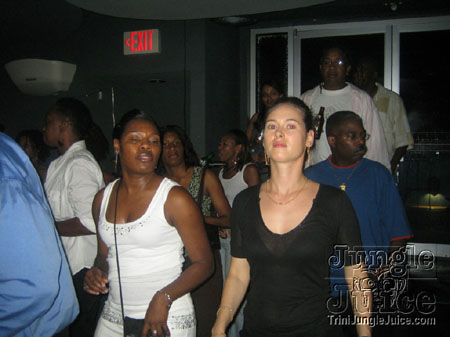 we_havin_ah_ball-49
