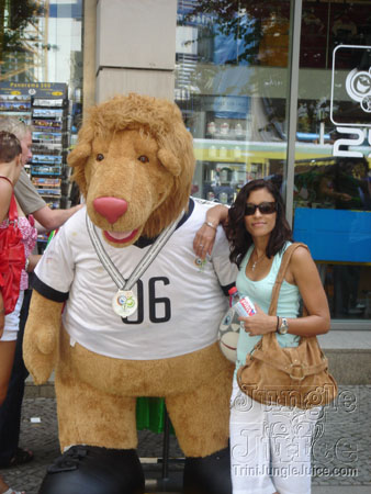 wc2006_extras-110