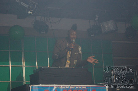 akon_zen_2007-100