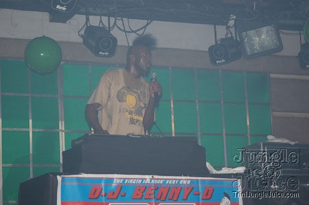 akon_zen_2007-116