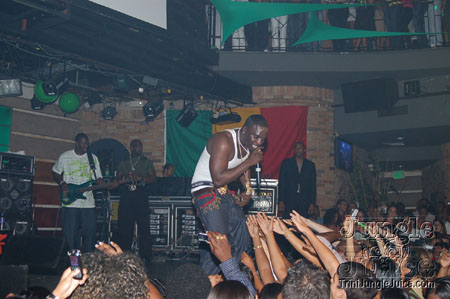 akon_zen_2007-125