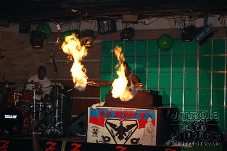 akon_zen_2007-142