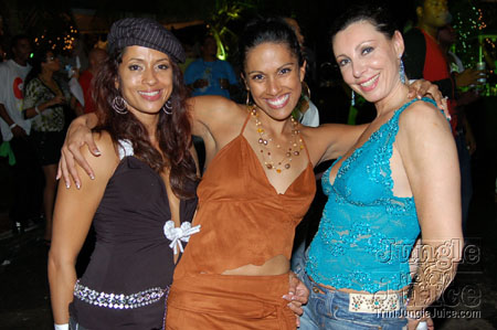 amnesia_2007-200