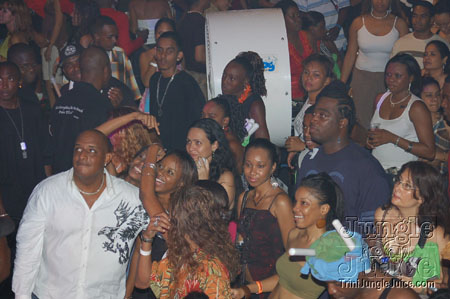 amnesia_2007-235