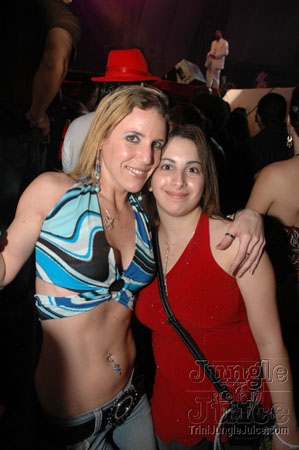 bacchanal_wed_2007-158