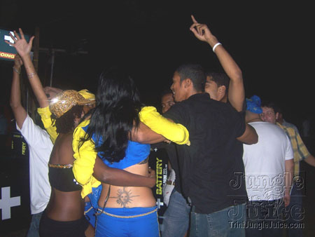 bazoodee_friday_2k7-147