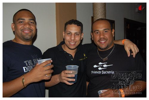 blackwhite_2007-038