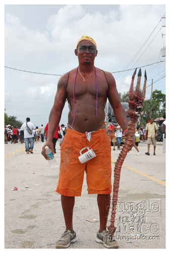 broward_carnival_2007_pt2-052