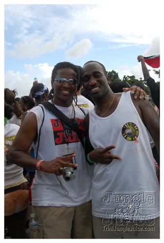 broward_carnival_2007_pt2-058