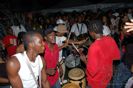 tribe_bliss_2007-211