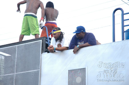 tribe_mon_2007_pt2-072