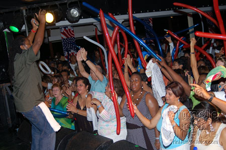 us_embassy_2007-074
