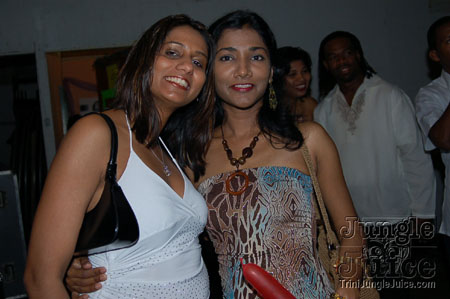 us_embassy_2007-082