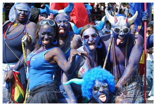 toronto_caribana_08-379