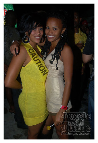 caution_2k8-129
