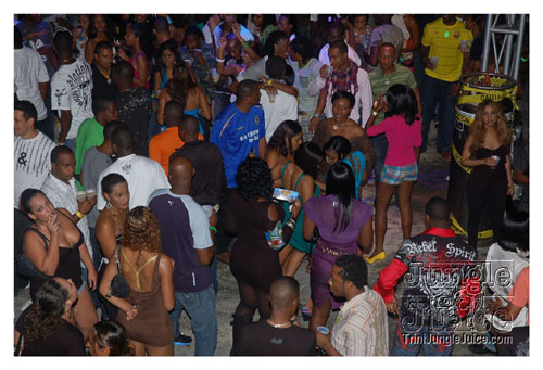 caution_2k8-137